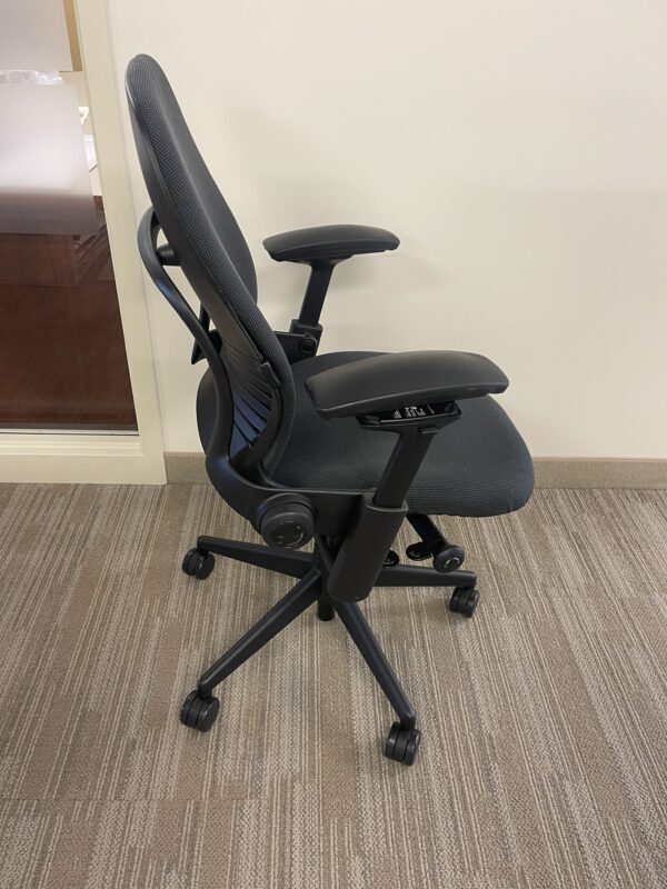 Steelcase Leap V2 Chair - Image 2