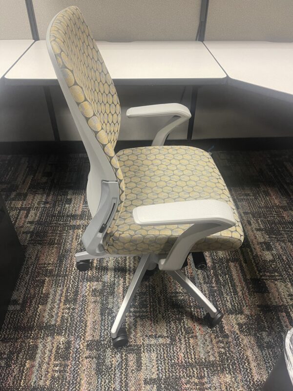 Steelcase Amia Chair - Grey Frame & Spot Fabric - Image 2